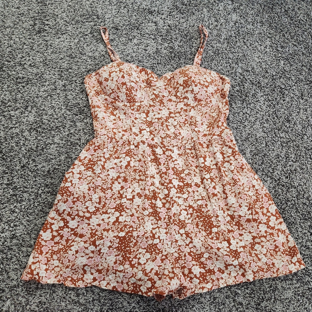 Lily Rose Orange Floral Sleeveless Romper Size XL